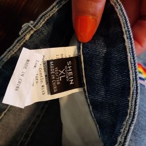 Jean shorts with rainbow stripes